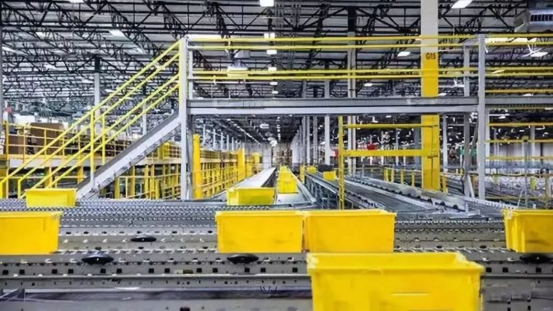重型货架层板式与横梁式：适用场景与选型逻辑